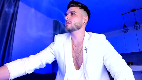 Paris online show from January 4, 2025, 6:51 pm