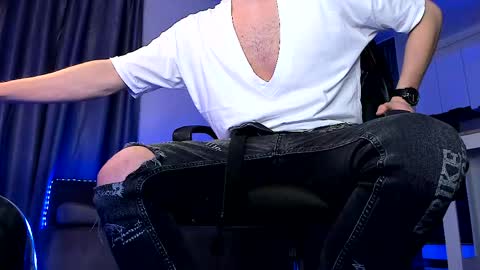 Paris online show from April 20, 2026, 9:05 pm