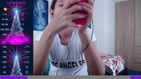 Paris Of Angel online show from December 4, 2024, 7:56 pm