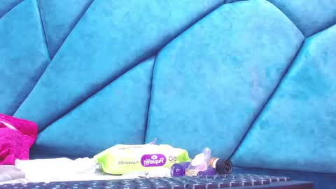 paris_squirtt online show from January 10, 2025, 8:37 pm