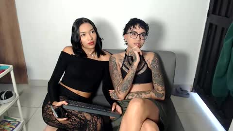 parisandvi online show from January 12, 2026, 10:15 pm