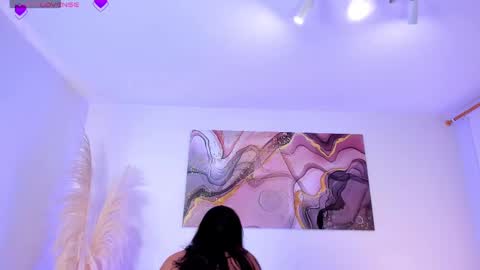 Paris  online show from February 11, 2025, 11:12 pm