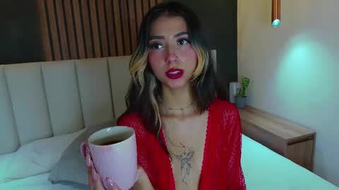 PARIS online show from February 12, 2025, 11:41 pm