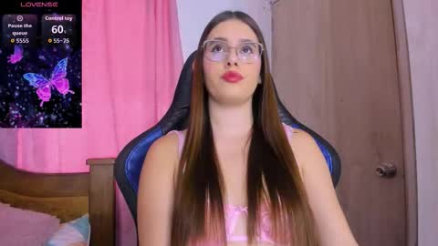 Paris online show from October 20, 2025, 6:08 pm