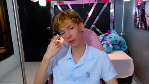 park_jimin1 online show from September 24, 2025, 12:08 pm