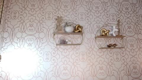   Parker   online show from December 5, 2024, 1:47 am