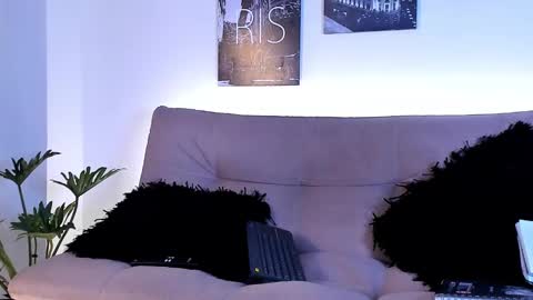 parker lavine online show from February 23, 2025, 2:51 am