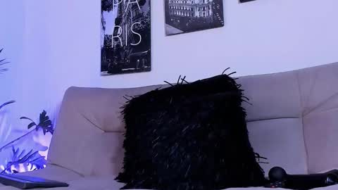 parker lavine online show from November 12, 2025, 1:50 am