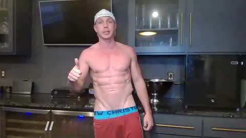 Snapshot of parkerflexes chatting on May 18, 2026, 3:35 am Parker online show from May 18, 2026, 3:35 am