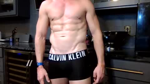 Snapshot of parkerflexes chatting on June 15, 2026, 1:02 pm Parker online show from June 15, 2026, 1:02 pm