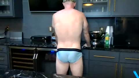 Snapshot of parkerflexes chatting on August 6, 2026, 1:13 pm Parker online show from August 6, 2026, 1:13 pm