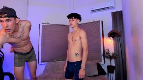 Snapshot of party_guyssex chatting on September 23, 2025, 2:03 am liampacoyosh and erick online show from September 23, 2025, 2:03 am