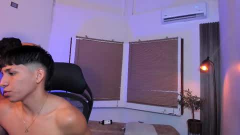 Snapshot of party_guyssex chatting on October 9, 2025, 2:53 am liampacoyosh and erick online show from October 9, 2025, 2:53 am