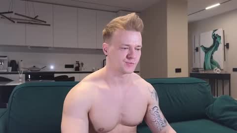 Pashka online show from March 9, 2025, 10:08 am