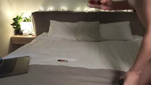 Anna online show from February 18, 2025, 8:58 pm