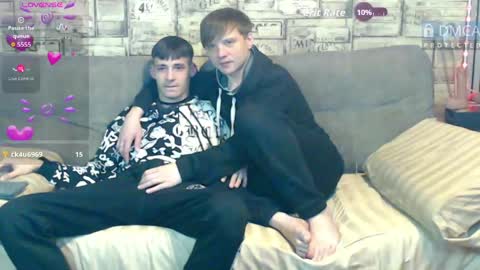 Snapshot of passionate_bonds chatting on May 8, 2026, 1:44 am Max tall dark-haired guy with tattoos and Phil blond-haired online show from May 8, 2026, 1:44 am