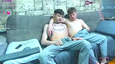 Snapshot of passionate_bonds chatting on June 3, 2026, 1:19 am Max tall dark-haired guy with tattoos and Phil blond-haired online show from June 3, 2026, 1:19 am