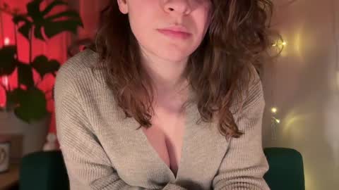 Call me Miss Alice Careful Passion Queen online show from February 4, 2025, 10:34 pm