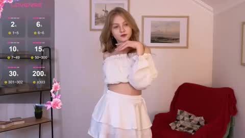 Vicki online show from November 13, 2025, 6:45 am