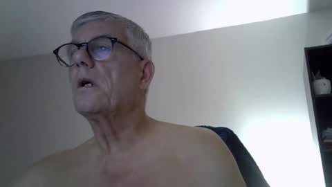 patrick5275 online show from October 1, 2025, 5:24 am