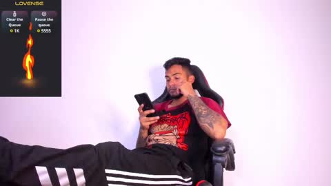 patrick_hot69 online show from February 20, 2025, 3:12 am