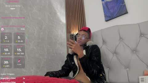 Snapshot of patrick_lovee chatting on May 9, 2026, 9:25 am Patrick online show from May 9, 2026, 9:25 am