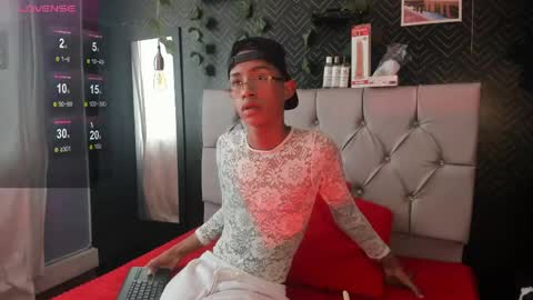 Snapshot of patrick_lovee chatting on June 4, 2026, 6:36 pm Patrick online show from June 4, 2026, 6:36 pm