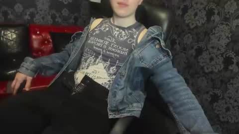 Snapshot of patrickbevy chatting on July 1, 2026, 5:20 am Patrick online show from July 1, 2026, 5:20 am