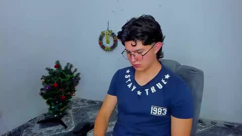 .... online show from December 10, 2024, 11:40 pm