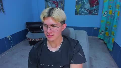 .... online show from November 29, 2025, 7:06 pm