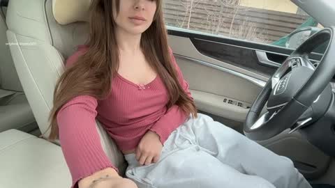 Andreea online show from February 4, 2026, 7:47 am