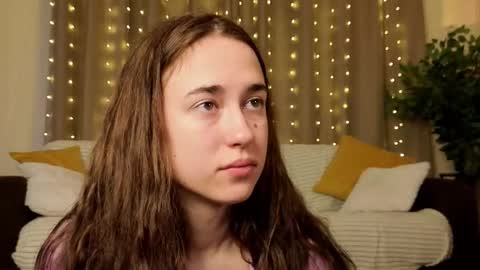 pattiestasny online show from December 1, 2025, 5:34 am