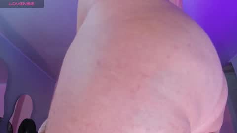 Hi  Pvt open Moans from lovense  tell me  Fav   113366 Especial level 33 online show from January 18, 2025, 3:09 am