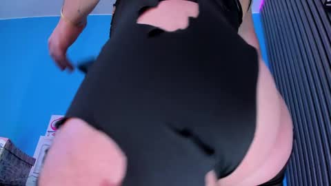 Hi  Pvt open Moans from lovense  tell me  Fav   113366 Especial level 33 online show from February 27, 2025, 3:47 am