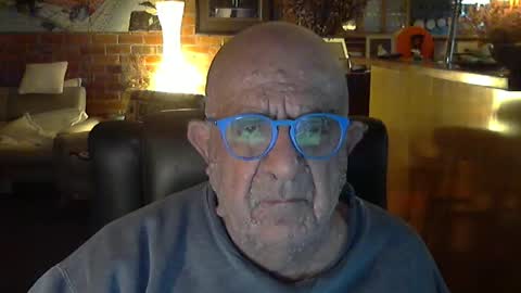 patvac online show from September 20, 2025, 2:40 pm