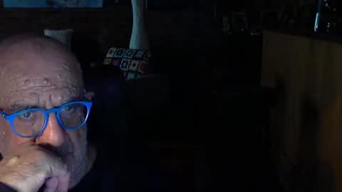Snapshot of patvac chatting on May 21, 2026, 6:20 am patvac online show from May 21, 2026, 6:20 am