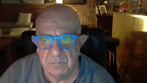 Snapshot of patvac chatting on May 22, 2026, 2:33 pm patvac online show from May 22, 2026, 2:33 pm
