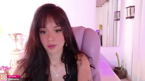 Snapshot of pau_cute chatting on May 2, 2026, 4:45 pm Sofa online show from May 2, 2026, 4:45 pm