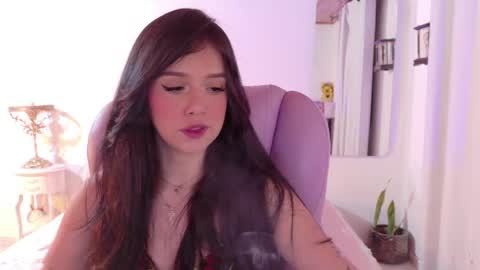 Snapshot of pau_cute chatting on May 7, 2026, 4:29 am Sofa online show from May 7, 2026, 4:29 am