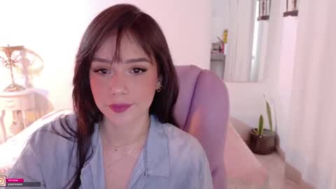 Snapshot of pau_cute chatting on May 28, 2026, 9:23 pm Sofa online show from May 28, 2026, 9:23 pm