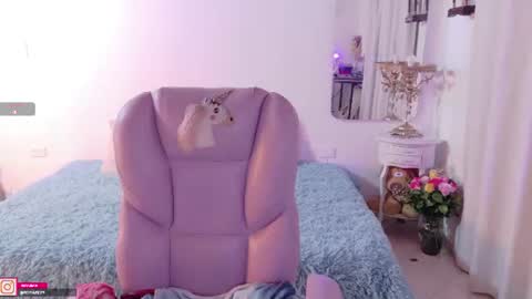 Snapshot of pau_cute chatting on July 5, 2026, 10:17 pm Sofa online show from July 5, 2026, 10:17 pm