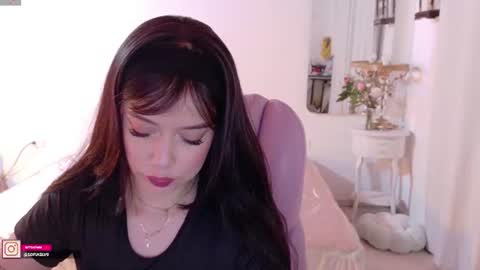 Snapshot of pau_cute chatting on July 16, 2026, 7:20 pm Sofa online show from July 16, 2026, 7:20 pm