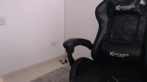 Paulina        online show from December 20, 2025, 2:57 pm