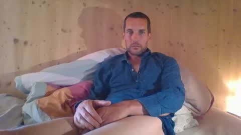 paueriwan online show from September 15, 2025, 1:55 pm