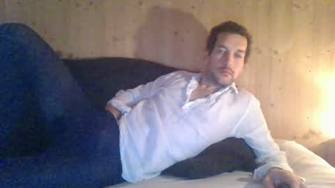 paueriwan online show from December 1, 2025, 8:08 am