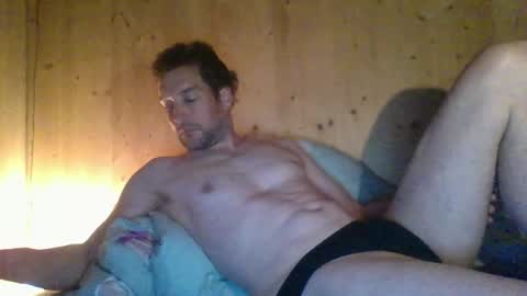 paueriwan online show from April 26, 2026, 2:09 am