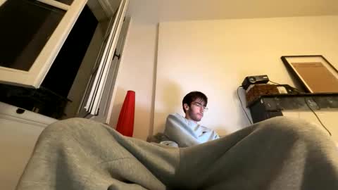 paul442386 online show from April 20, 2026, 10:22 pm