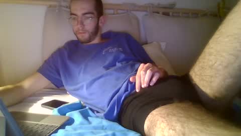 Snapshot of paul442386 chatting on June 11, 2026, 9:35 pm paul442386 online show from June 11, 2026, 9:35 pm