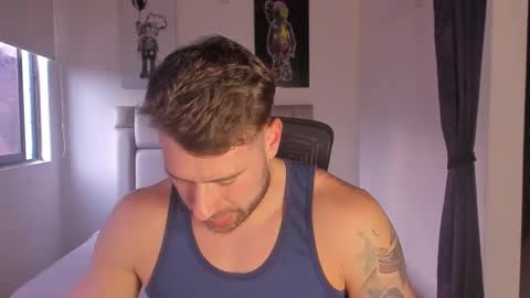 PAUL ROGER online show from February 25, 2025, 11:00 pm