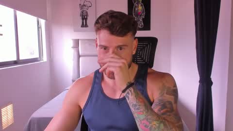 PAUL ROGER online show from March 4, 2025, 4:52 pm